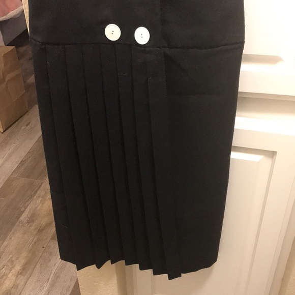 Vintage TJuniors black and cream dress with sleeves - Picture 3 of 10